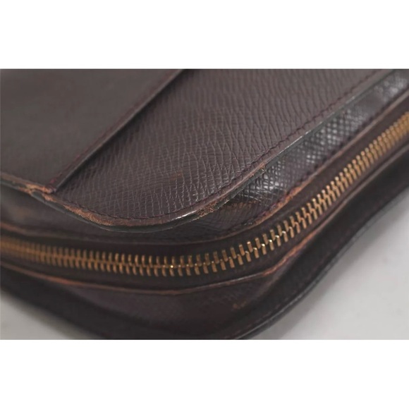 Louis Vuitton Taiga Baikal Clutch Bag Brown LV Low-key Luxery Unisex Wristlet - Picture 9 of 16